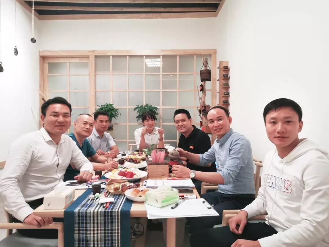 工程、材料中心管理層&ldquo;裸心會(huì)&rdquo;丨茶短情長，一場(chǎng)來自心靈的對(duì)話！